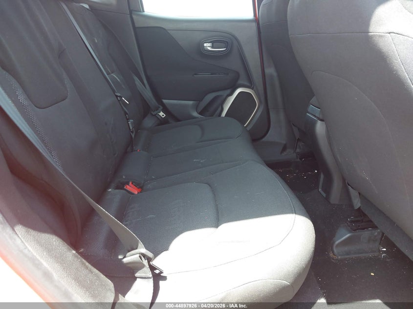 2015 Jeep Renegade VIN ZACCJAAT9FPB87895 IAAI salvage auction — RIGHT REAR, Salvage Title, sold $1,600 on 2026-07-13 (photo 8)