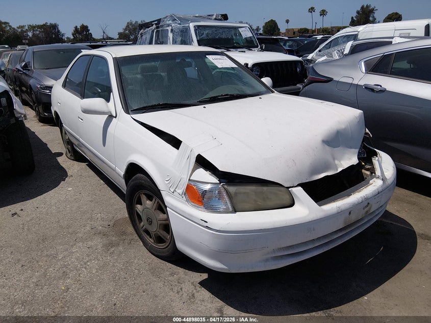 2000 Toyota Camry VIN JT2BF22K6Y0242023 IAAI salvage auction — FRONT END, Salvage (California), sold $200 on 2026-07-16 (photo 1)