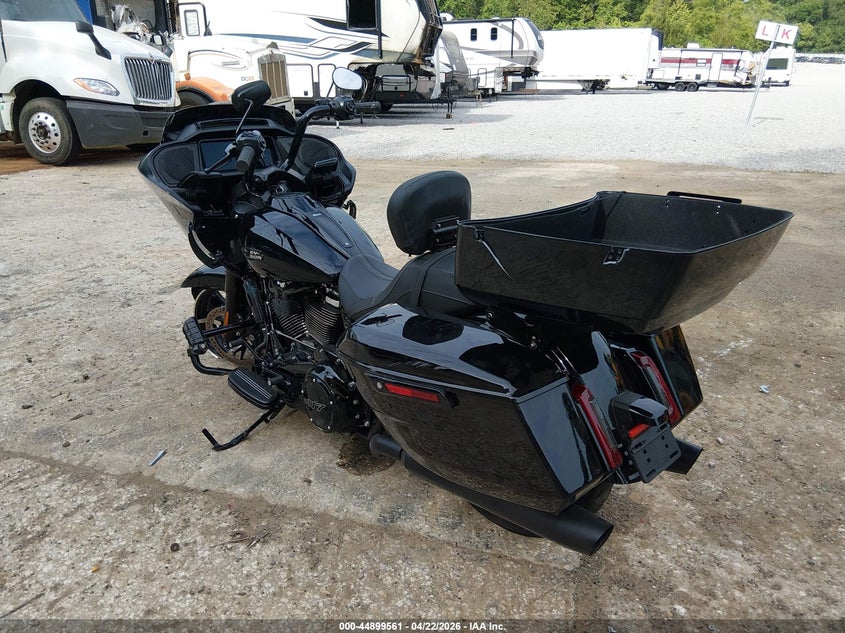2025 Harley-davidson Road glide VIN 1HD1KH718SB634450 IAAI salvage auction — ROLLOVER, Salvage (Alabama), sold $10,500 on 2026-07-16 (photo 3)