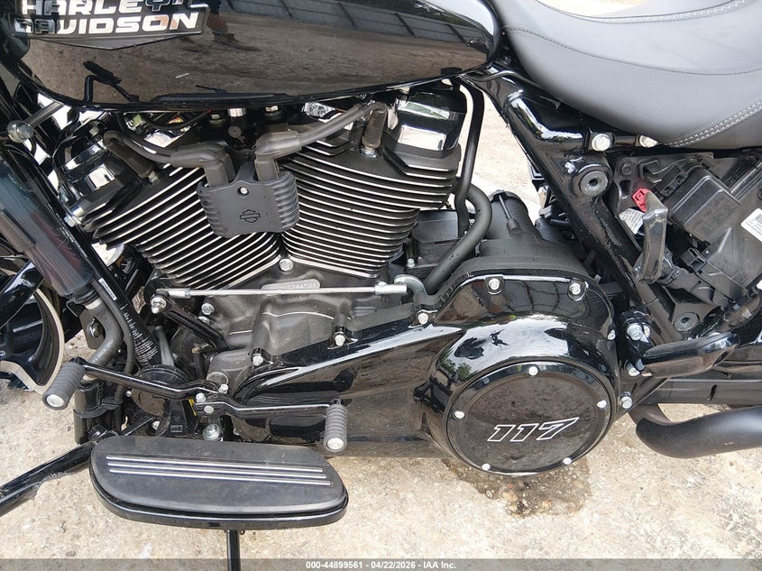 2025 Harley-davidson Road glide VIN 1HD1KH718SB634450 IAAI salvage auction — ROLLOVER, Salvage (Alabama), sold $10,500 on 2026-07-16 (photo 9)