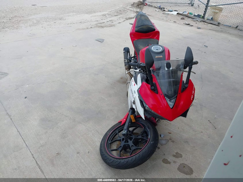 2015 Yamaha Yzf VIN MH3RH06Y6FK001584 IAAI salvage auction — FRONT END, Salvage (Texas), sold $525 on 2026-07-14 (photo 5)