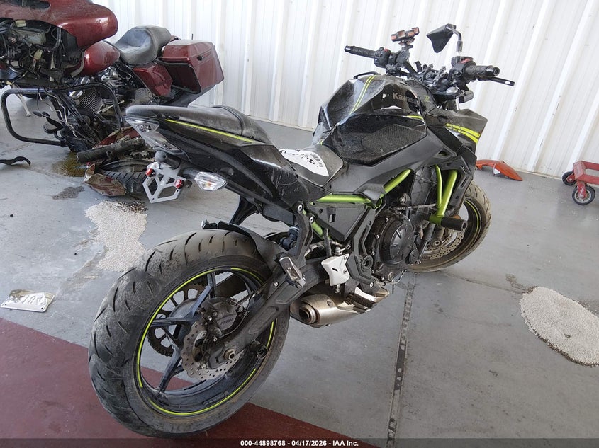 2020 Kawasaki Er VIN ML5EREK16LDA03686 IAAI salvage auction — FRONT END, Wait Title, sold $25 on 2026-07-29 (photo 4)