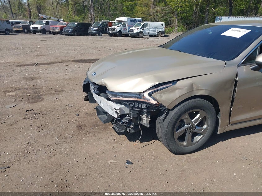 2021 Kia K5 VIN 5XXG14J2XMG051576 IAAI salvage auction — RIGHT SIDE, Salvage (Pennsylvania), sold $2,800 on 2026-07-07 (photo 6)