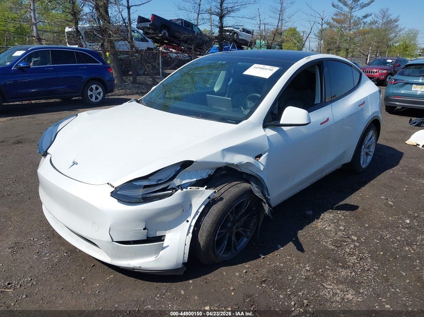 2022 Tesla Model y VIN 7SAYGDEE4NF321061 IAAI salvage auction — FRONT END, Salvage (New Jersey), sold $7,300 on 2026-07-30 (photo 2)
