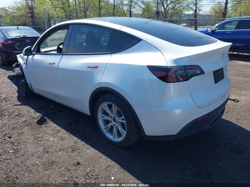 2022 Tesla Model y VIN 7SAYGDEE4NF321061 IAAI salvage auction — FRONT END, Salvage (New Jersey), sold $7,300 on 2026-07-30 (photo 3)