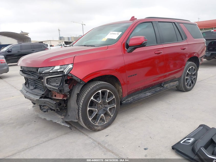 2024 Chevrolet Tahoe VIN 1GNSCRKD6RR132460 IAAI salvage auction — LEFT & RIGHT, Wait Title, sold $17,900 on 2026-07-29 (photo 2)