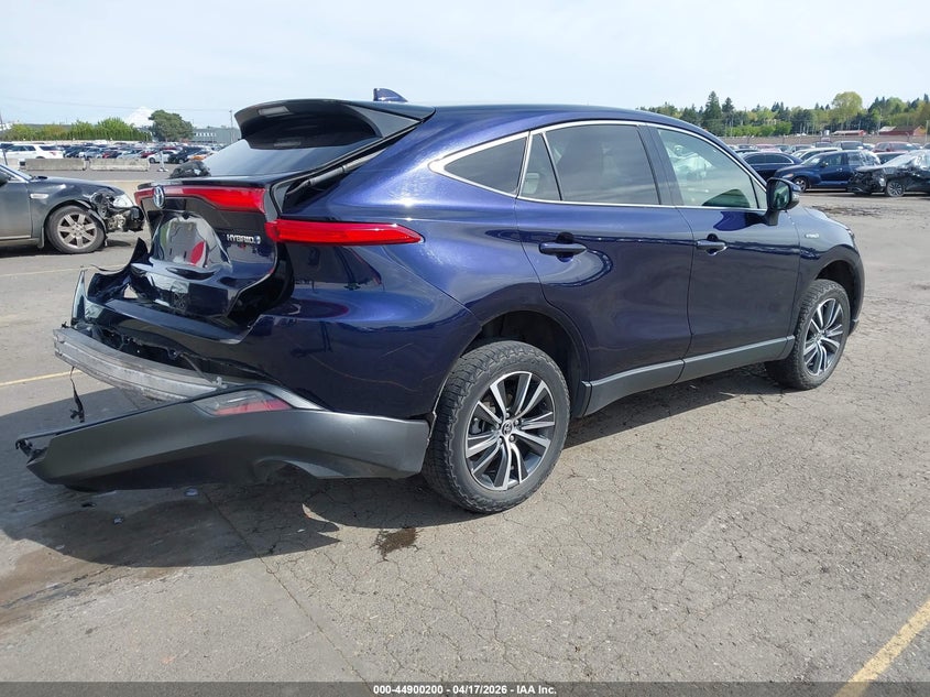 2021 Toyota Venza VIN JTEAAAAH7MJ082834 IAAI salvage auction — SIDE, Salvage (Oregon), sold $5,800 on 2026-07-09 (photo 4)