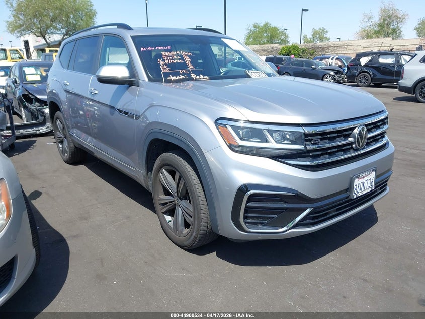 2021 Volkswagen Atlas VIN 1V2PR2CAXMC506474 — IAAI salvage auction photo