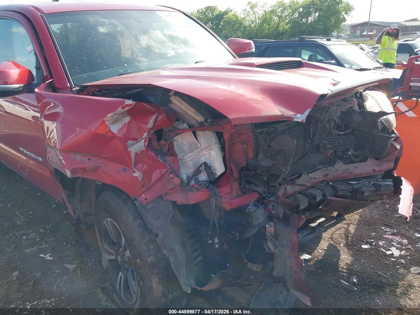 2017 Toyota Tacoma VIN 5TFSZ5AN3HX107035 IAAI salvage auction — FRONT END, Wait Title, sold $3,500 on 2026-08-02 (photo 6)