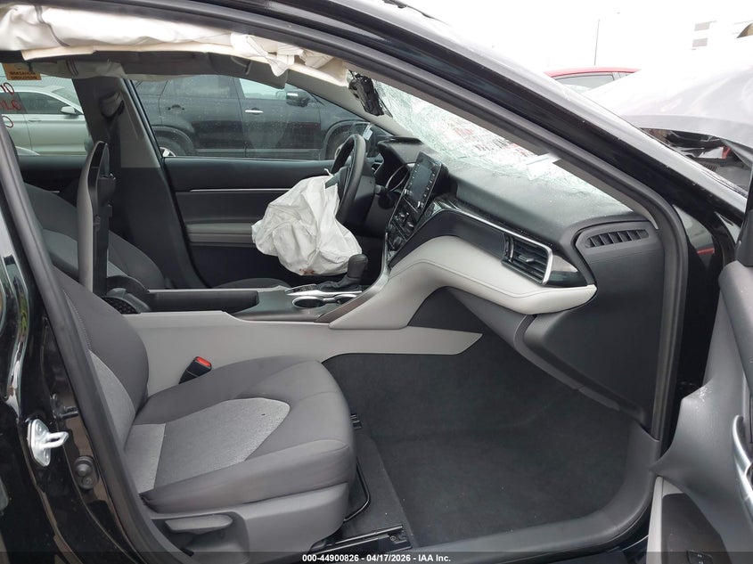 2021 Toyota Camry VIN 4T1C31AK3MU557084 IAAI salvage auction — BIOHAZARD/CHEMICAL, Salvage Title, sold $3,300 on 2026-07-09 (photo 5)