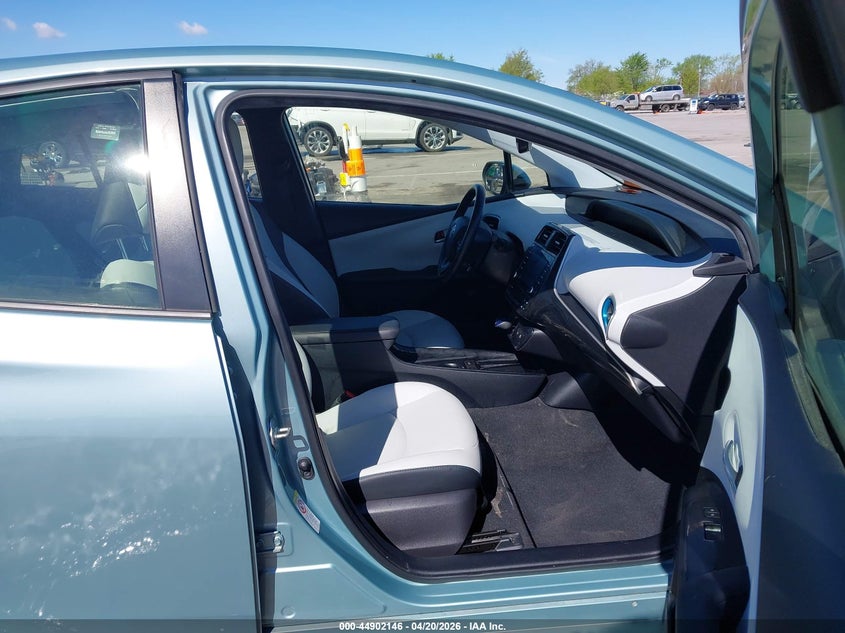 2022 Toyota Prius VIN JTDKAMFU0N3169268 IAAI salvage auction — FRONT END, Salvage (Indiana), sold $5,000 on 2026-07-24 (photo 5)