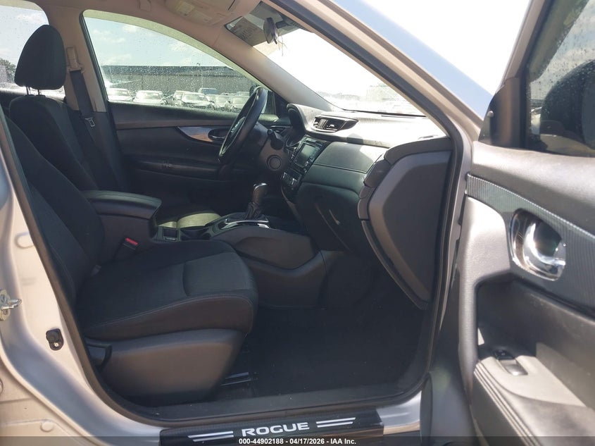 2019 Nissan Rogue VIN JN8AT2MV4KW391011 IAAI salvage auction — REAR END, Salvage (Alabama), sold $600 on 2026-07-28 (photo 5)