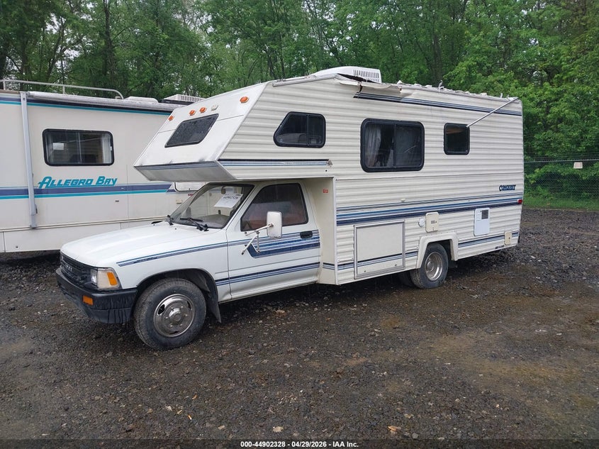 1991 Toyota Motorhome VIN JT5VN94T7M0022160 IAAI salvage auction — SIDE, Salvage (Ohio), sold $2,175 on 2026-07-13 (photo 2)