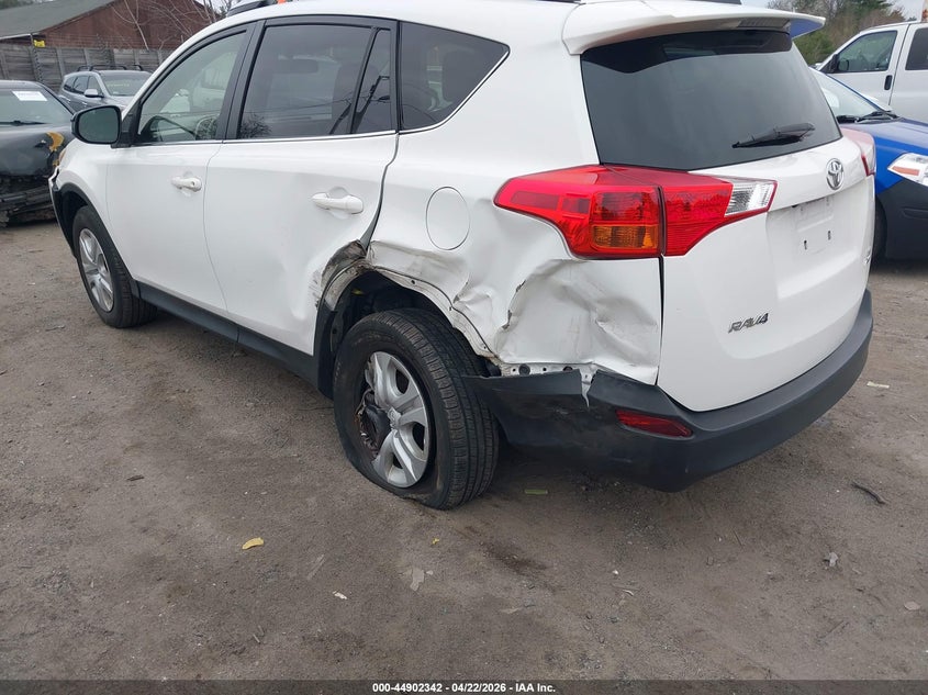2015 Toyota Rav 4 VIN JTMBFREV3FJ048899 IAAI salvage auction — REAR END, Salvage (Massachusetts), sold $2,800 on 2026-07-10 (photo 6)