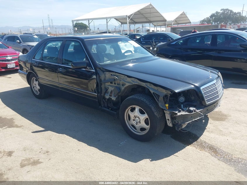 1998 Mercedes-benz S-klasse VIN WDBGA43G2WA382044 IAAI salvage auction — RIGHT FRONT, Salvage (California), sold $1,850 on 2026-07-16 (photo 1)