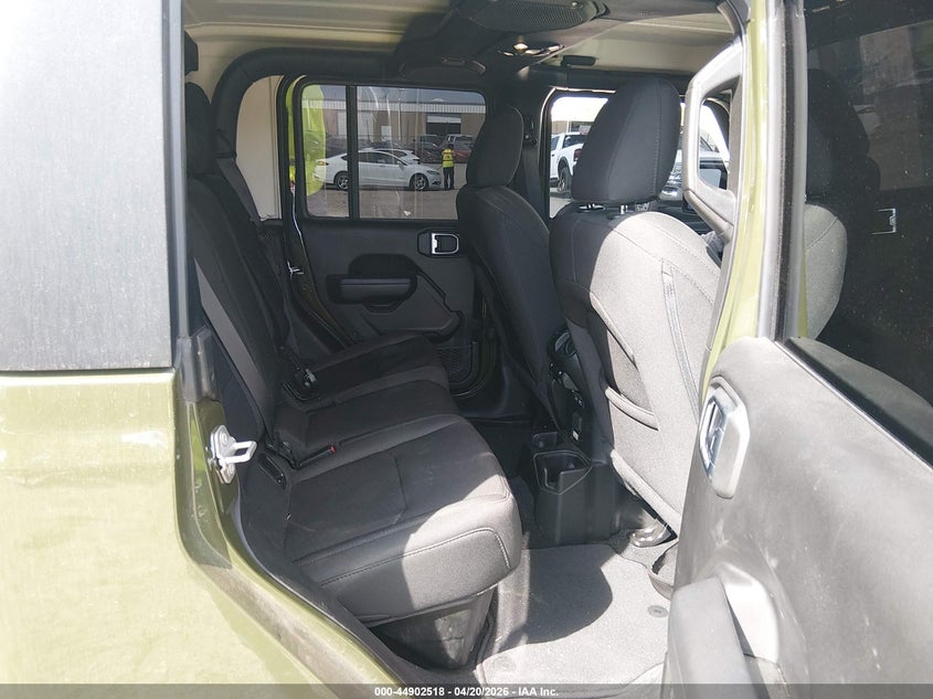 2023 Jeep Gladiator VIN 1C6HJTAG5PL556138 IAAI salvage auction — FRONT END, Salvage Title, sold $17,000 on 2026-07-29 (photo 8)