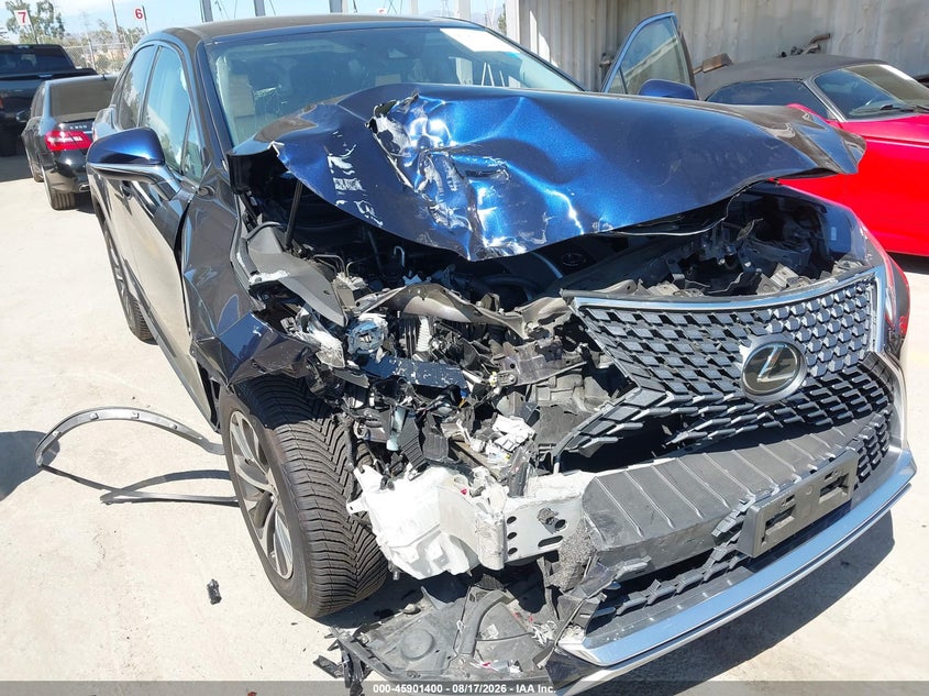 2022 Lexus Rx VIN 2T2AZMAAXNC226497 IAAI salvage auction — RIGHT FRONT, Salvage (California), sold $7,900 on 2026-08-30 (photo 6)