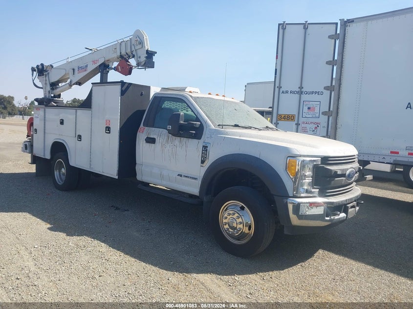 2017 Ford F550 VIN 1FDUF5GT1HEE29204 — IAAI salvage auction photo