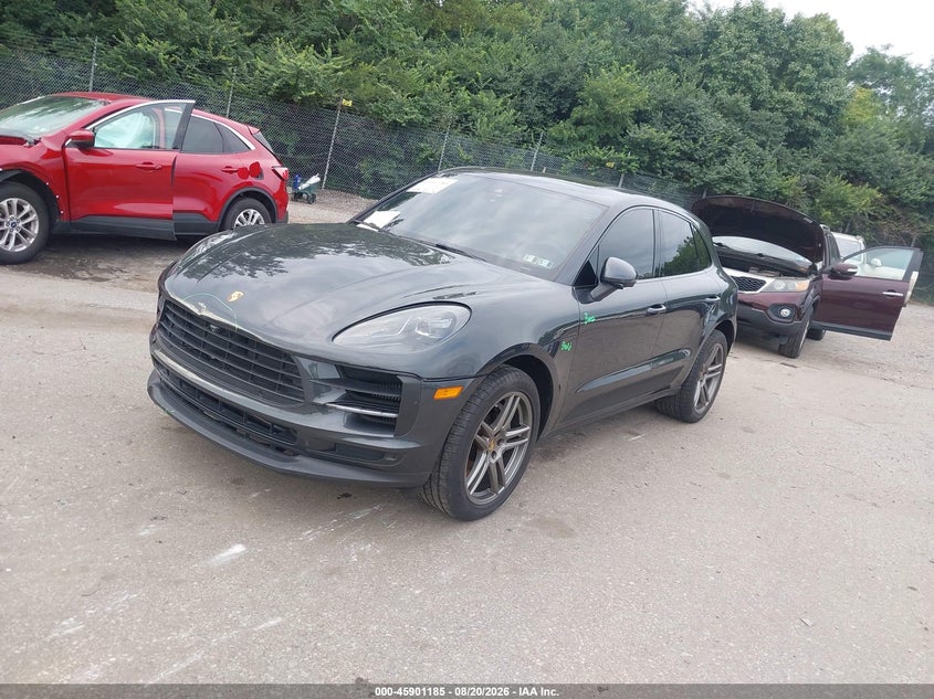 2020 Porsche Macan VIN WP1AB2A59LLB31417 IAAI salvage auction — REAR END, Salvage (Pennsylvania), sold $14,000 on 2026-10-09 (photo 2)