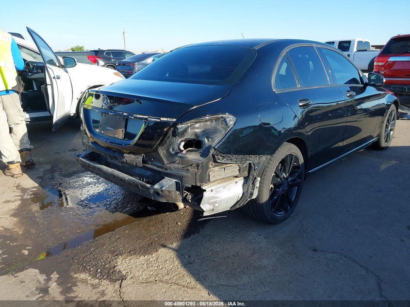 2015 Mercedes-benz C-klasse VIN 55SWF4KB9FU012025 IAAI salvage auction — REAR END, Wait Title, sold $3,650 on 2026-09-18 (photo 4)