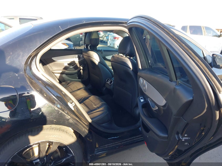 2015 Mercedes-benz C-klasse VIN 55SWF4KB9FU012025 IAAI salvage auction — REAR END, Wait Title, sold $2,550 on 2026-09-07 (photo 8)