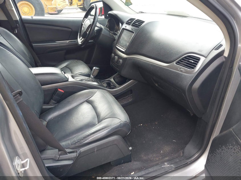 2018 Dodge Journey VIN 3C4PDDGG7JT504272 IAAI salvage auction — NORMAL WEAR, Wait Title, sold $825 on 2026-08-30 (photo 5)