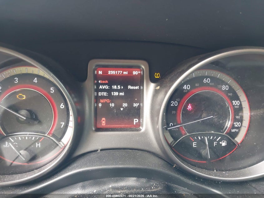 2018 Dodge Journey VIN 3C4PDDGG7JT504272 IAAI salvage auction — NORMAL WEAR, Wait Title, sold $825 on 2026-08-30 (photo 7)