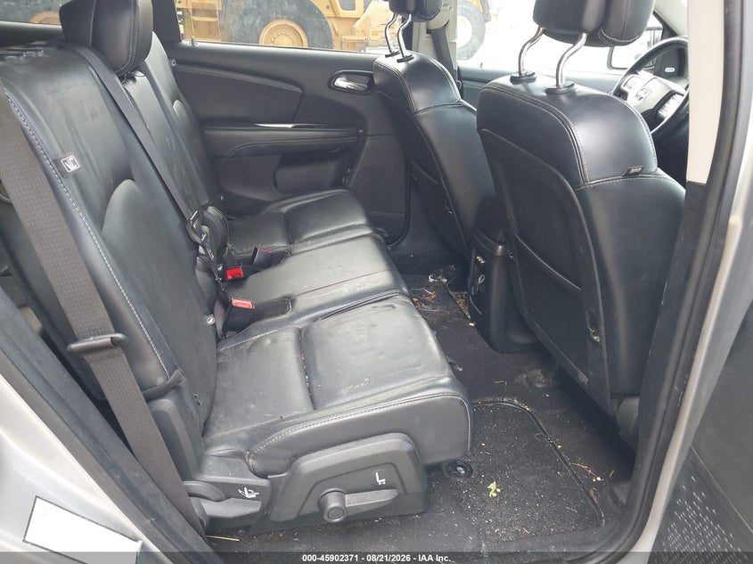 2018 Dodge Journey VIN 3C4PDDGG7JT504272 IAAI salvage auction — NORMAL WEAR, Wait Title, sold $825 on 2026-08-30 (photo 8)