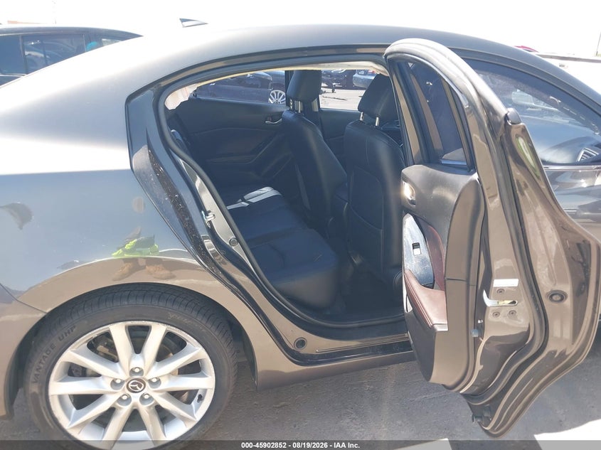 2017 Mazda 3 VIN JM1BN1W3XH1136708 IAAI salvage auction — SIDE, Salvage (Arizona), sold $4,150 on 2026-09-08 (photo 8)