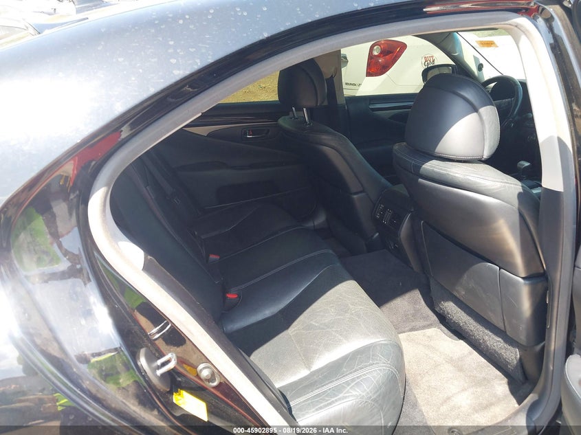 2013 Lexus Ls VIN JTHBL5EFXD5123385 IAAI salvage auction — NORMAL WEAR, Clear (Alabama), sold $7,550 on 2026-09-16 (photo 8)