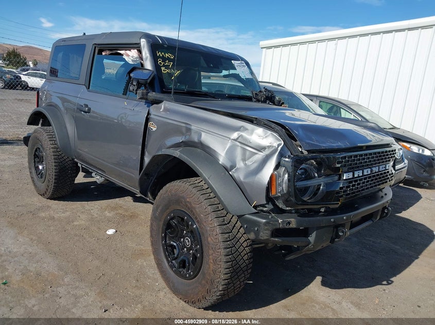 2023 Ford Bronco VIN 1FMDE5CP2PLC12296 — IAAI salvage auction photo