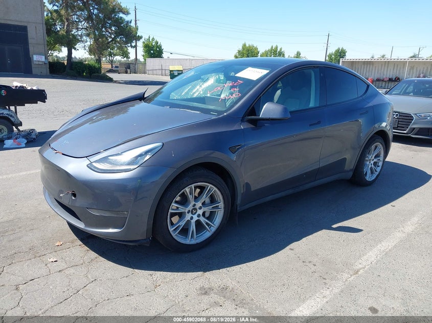 2021 Tesla Model y VIN 5YJYGDEE5MF071065 IAAI salvage auction — SIDE, Wait Title, sold $4,600 on 2026-09-05 (photo 2)
