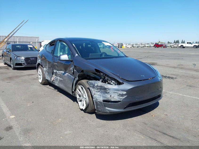 2021 Tesla Model y VIN 5YJYGDEE5MF071065 IAAI salvage auction — SIDE, Wait Title, sold $4,600 on 2026-09-05 (photo 6)