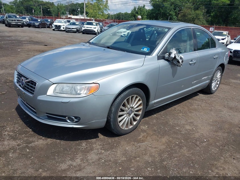 2013 Volvo S80 VIN YV1940AS6D1165735 IAAI salvage auction — NORMAL WEAR, Clear (New Jersey), sold $575 on 2026-08-19 (photo 2)