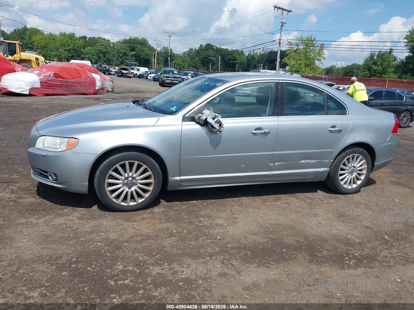 2013 Volvo S80 VIN YV1940AS6D1165735 IAAI salvage auction — NORMAL WEAR, Clear (New Jersey), sold $575 on 2026-08-19 (photo 6)
