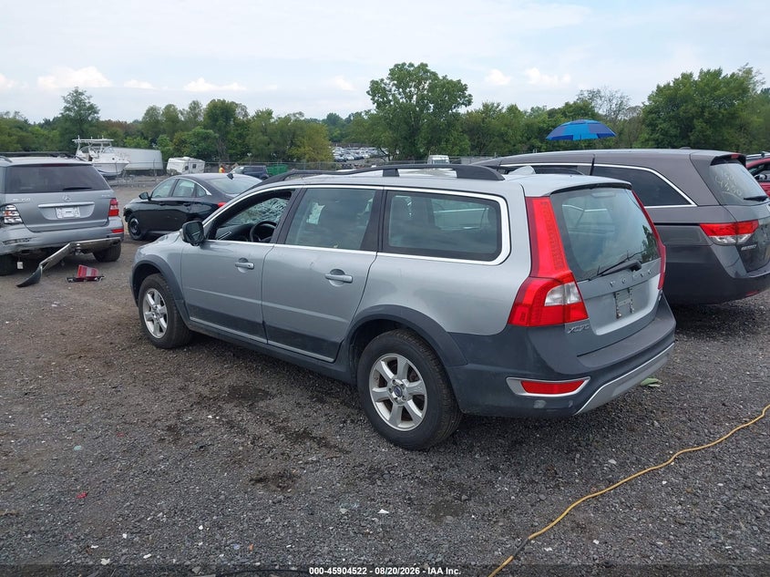 2010 Volvo Xc70 VIN YV4960BZ3A1089363 IAAI salvage auction — STORM DAMAGE, Salvage (Virginia), sold $550 on 2026-10-06 (photo 3)