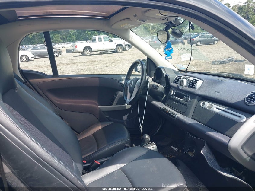 2015 Smart Fortwo VIN WMEEJ3BA6FK804263 IAAI salvage auction — NORMAL WEAR, Clear (New York), sold $575 on 2026-09-15 (photo 5)