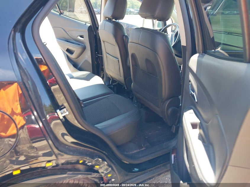 2018 Buick Encore VIN KL4CJ1SB5JB542015 IAAI salvage auction — SIDE, Salvage Title, sold $225 on 2026-09-30 (photo 8)