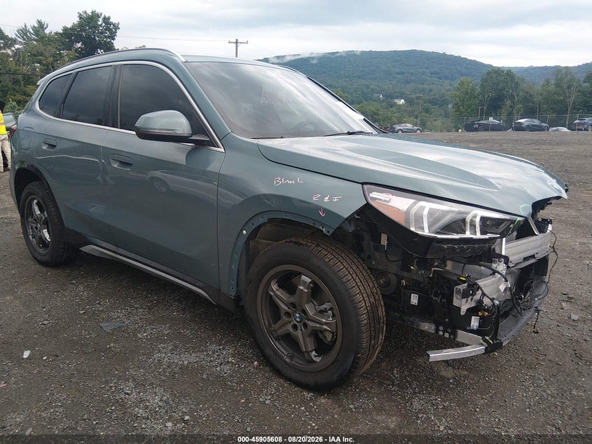 2026 BMW X1 VIN WBX73EF07T5500273 — IAAI salvage auction photo