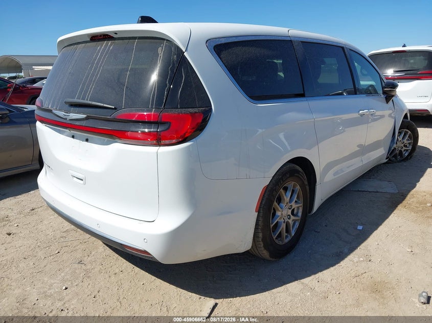 2025 Chrysler Pacifica VIN 2C4RC1BG7SR601235 IAAI salvage auction — RIGHT FRONT, Enterprise Vehicles Clear Only (Illinois), sold $19,475 on 2026-08-24 (photo 4)
