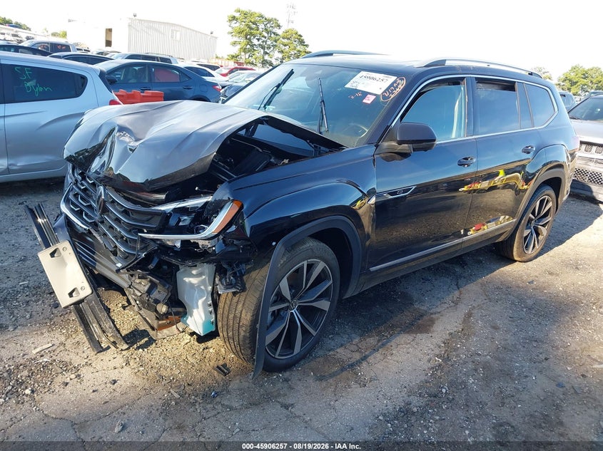 2025 Volkswagen Atlas VIN 1V2FR2CA2SC545276 IAAI salvage auction — FRONT END, Salvage Title, sold $7,800 on 2026-10-05 (photo 2)