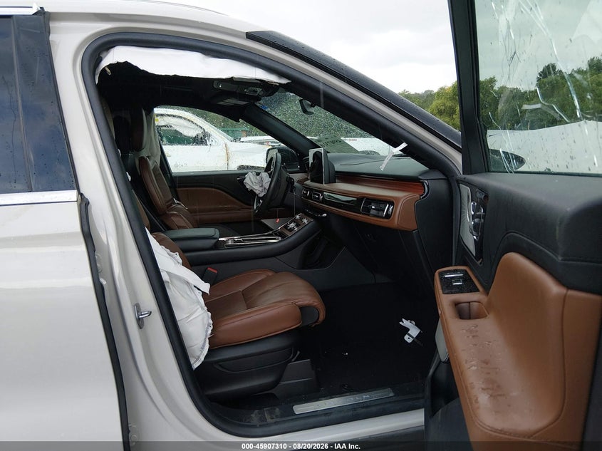2022 Lincoln Aviator VIN 5LM5J7WCXNGL13397 IAAI salvage auction — FRONT END, Wait Title, sold $1,550 on 2026-09-10 (photo 5)