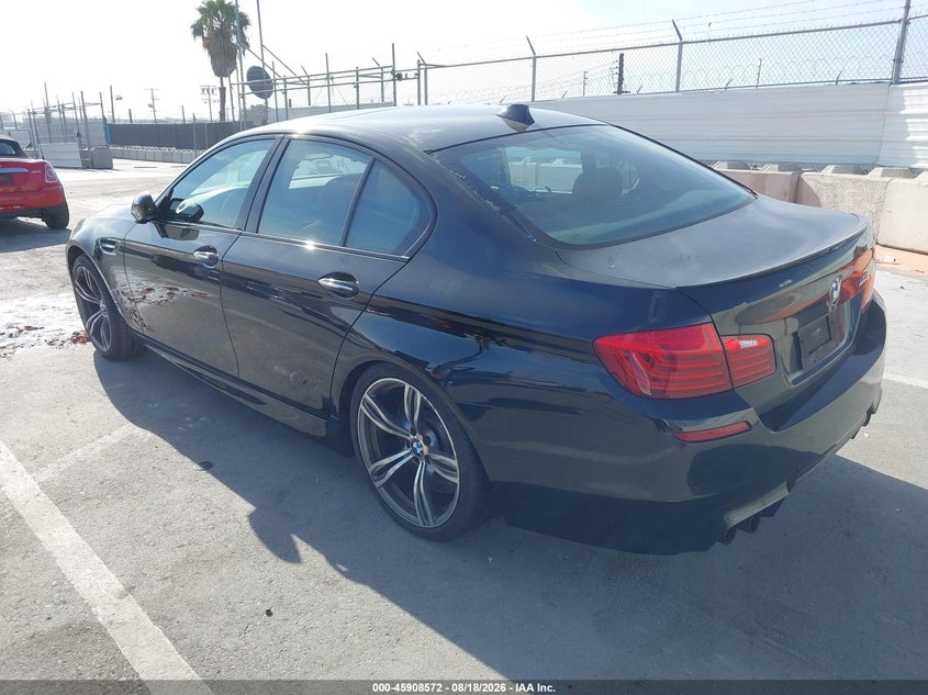 2016 BMW M5 VIN WBSFV9C56GG343221 IAAI salvage auction — RIGHT FRONT, Salvage (California), sold $6,300 on 2026-08-29 (photo 3)