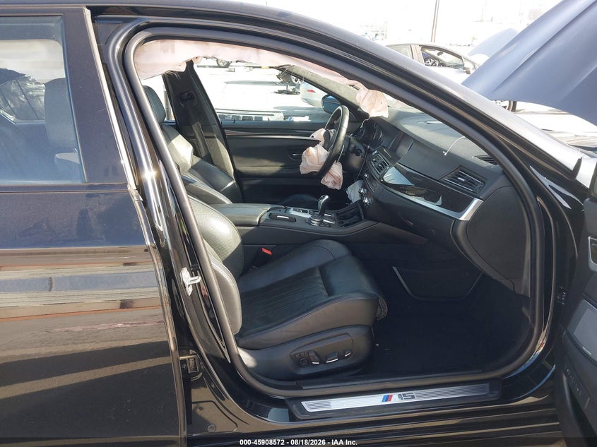 2016 BMW M5 VIN WBSFV9C56GG343221 IAAI salvage auction — RIGHT FRONT, Salvage (California), sold $6,300 on 2026-08-29 (photo 5)
