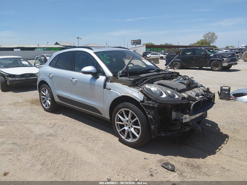 2018 Porsche Macan VIN WP1AA2A51JLB13946 IAAI salvage auction — LEFT FRONT, Salvage (Texas), sold $6,100 on 2026-08-26 (photo 1)