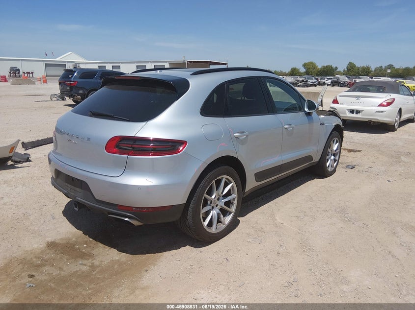 2018 Porsche Macan VIN WP1AA2A51JLB13946 IAAI salvage auction — LEFT FRONT, Salvage (Texas), sold $6,100 on 2026-08-26 (photo 4)