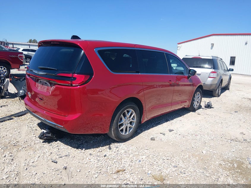 2025 Chrysler Pacifica VIN 2C4RC1BG3SR614290 IAAI salvage auction — FRONT END, Salvage Title, sold $14,100 on 2026-08-26 (photo 4)