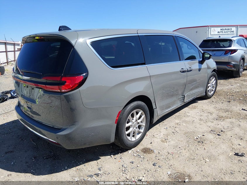 2025 Chrysler Pacifica VIN 2C4RC1BG6SR553548 IAAI salvage auction — FRONT END, Salvage Title, sold $10,300 on 2026-08-26 (photo 4)