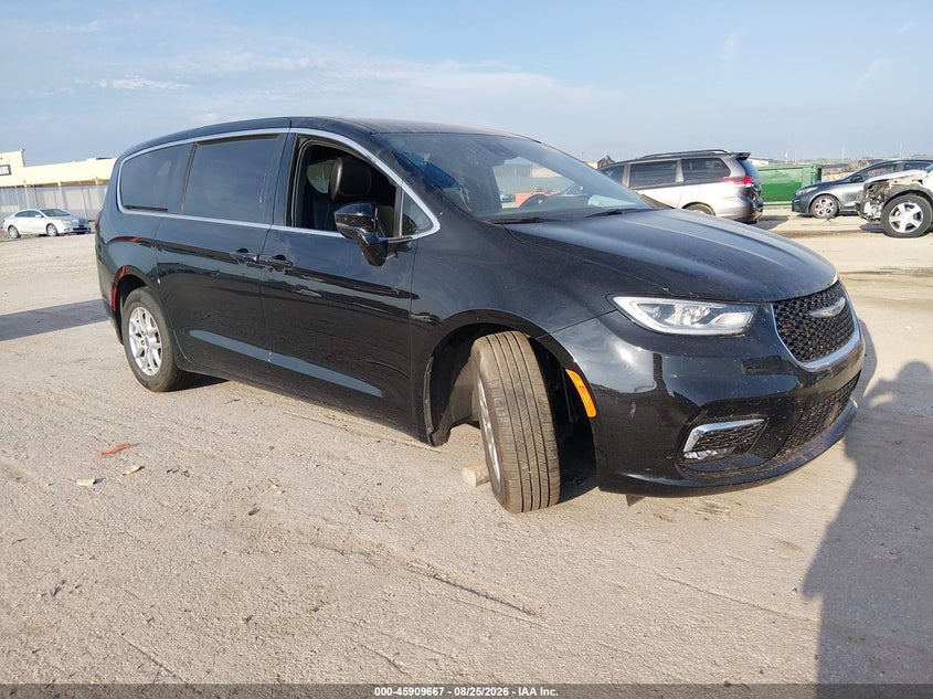 2025 Chrysler Pacifica VIN 2C4RC1BG4SR541771 — IAAI salvage auction photo