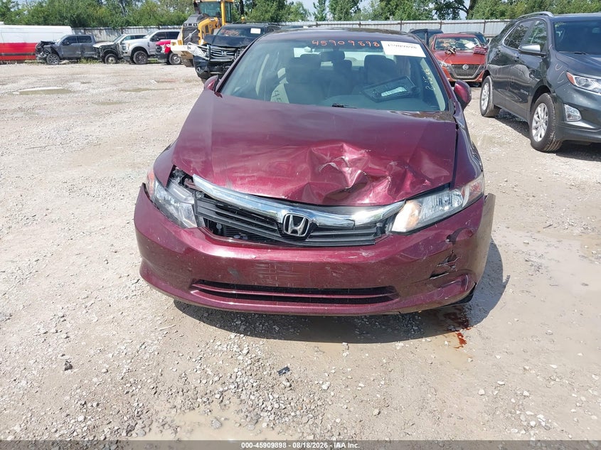 2012 Honda Civic VIN 19XFB2F56CE070715 IAAI salvage auction — FRONT END, Wait Title, sold $975 on 2026-09-11 (photo 6)